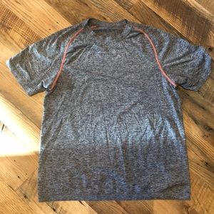Lululemon Metal vent tech surge short sleeve